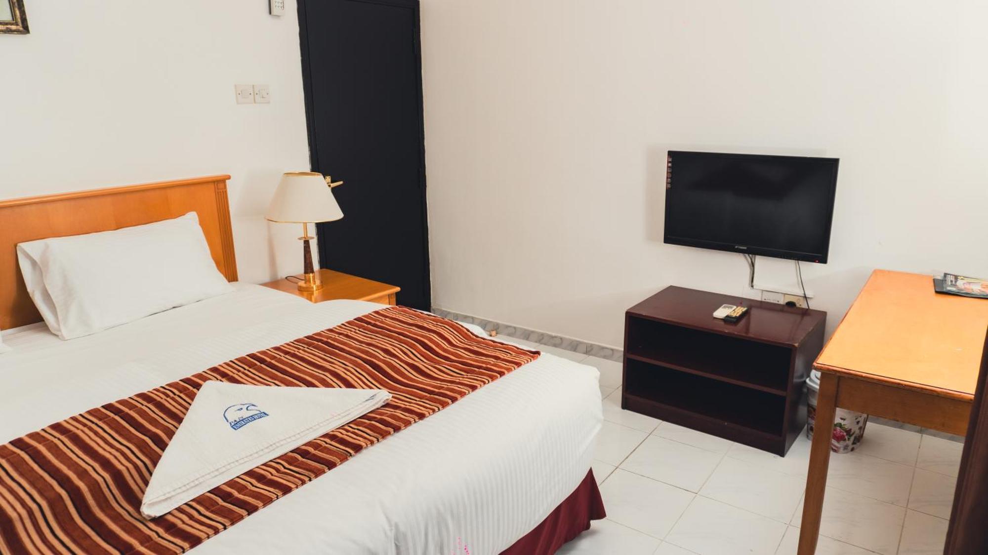 Pan Emirates Hotel Apartments Sharjah Exterior photo